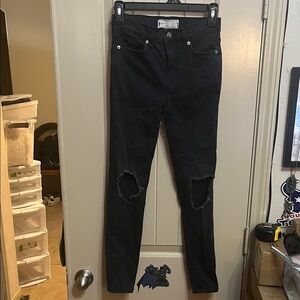 Free People High-Rise Busted Knee Size 24 Skinny Jeans in black denim